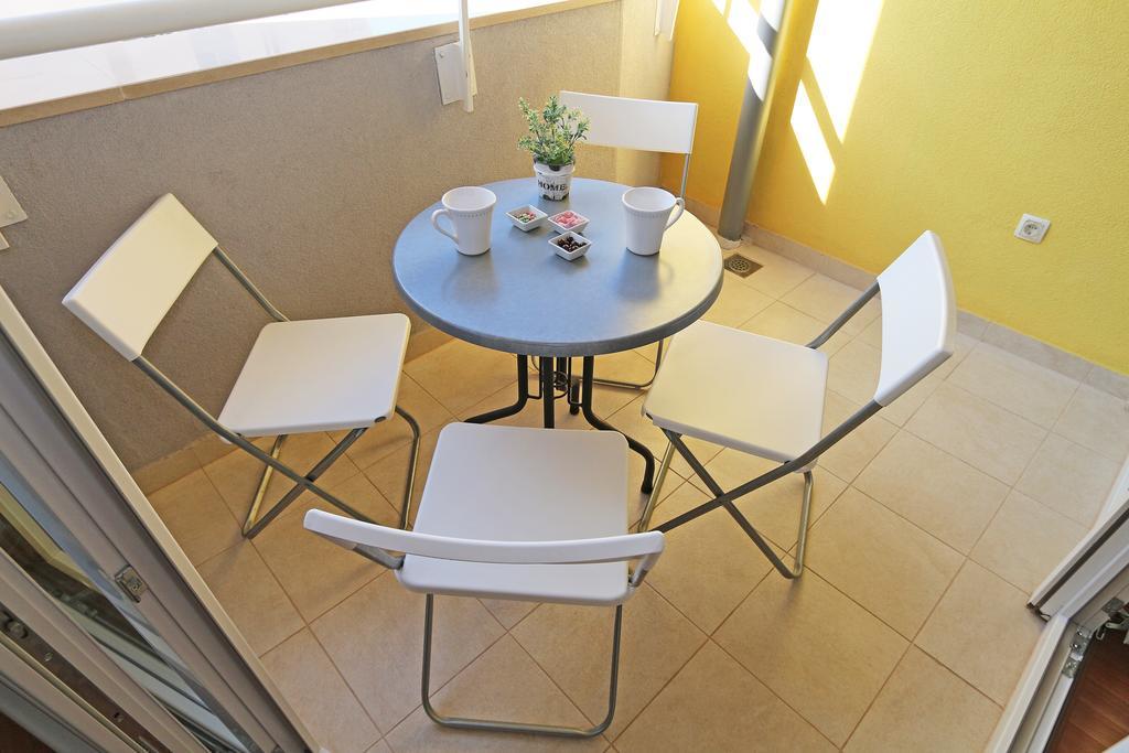 Antonijas Sunny Apartment Makarska Kültér fotó