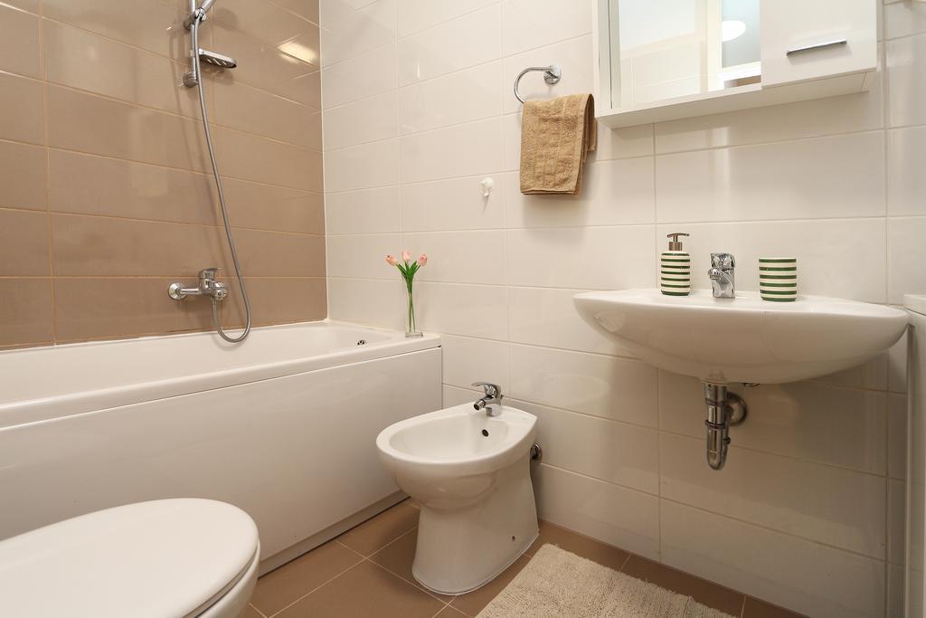 Antonijas Sunny Apartment Makarska Kültér fotó