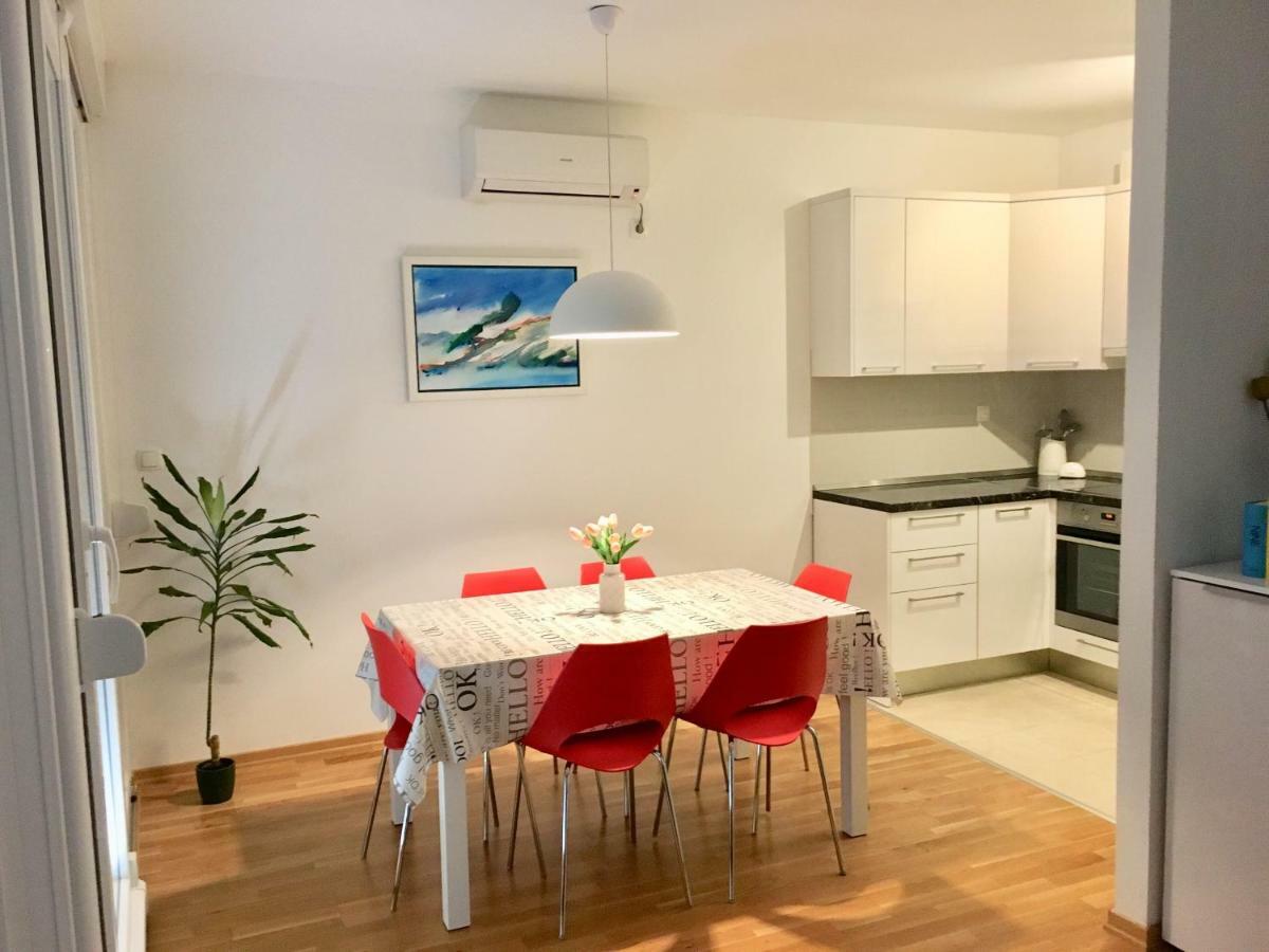 Antonijas Sunny Apartment Makarska Kültér fotó